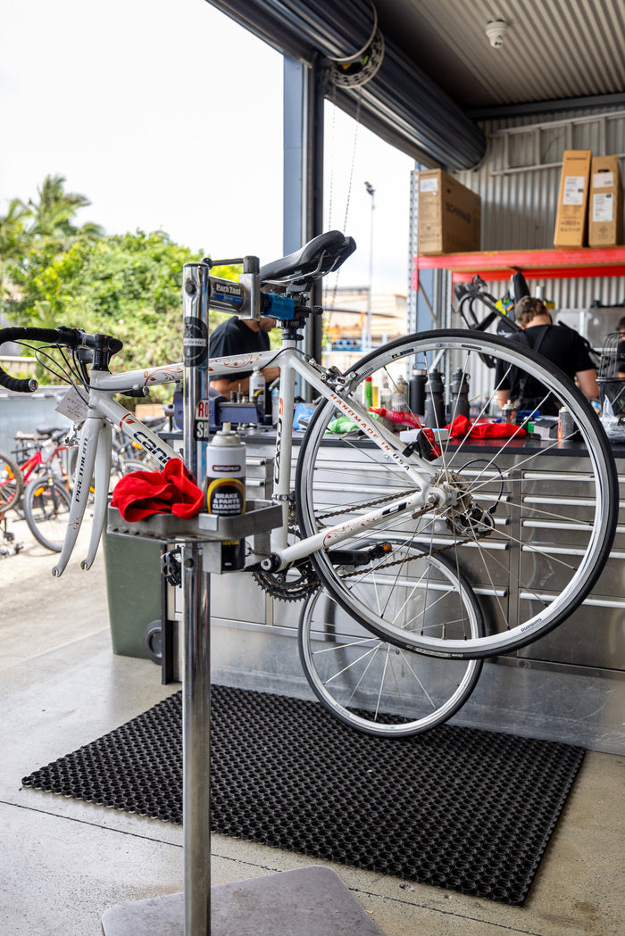 Currumbin Cycles workshop